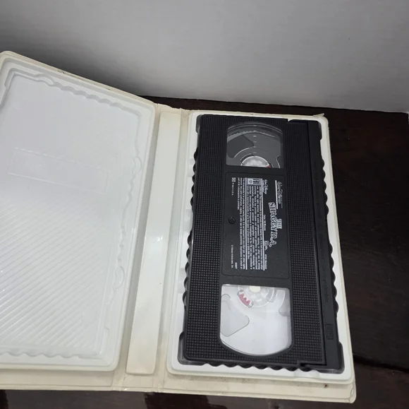 Walt Disney The Shaggy D.A. VHS Vintage - Picture 6 of 7